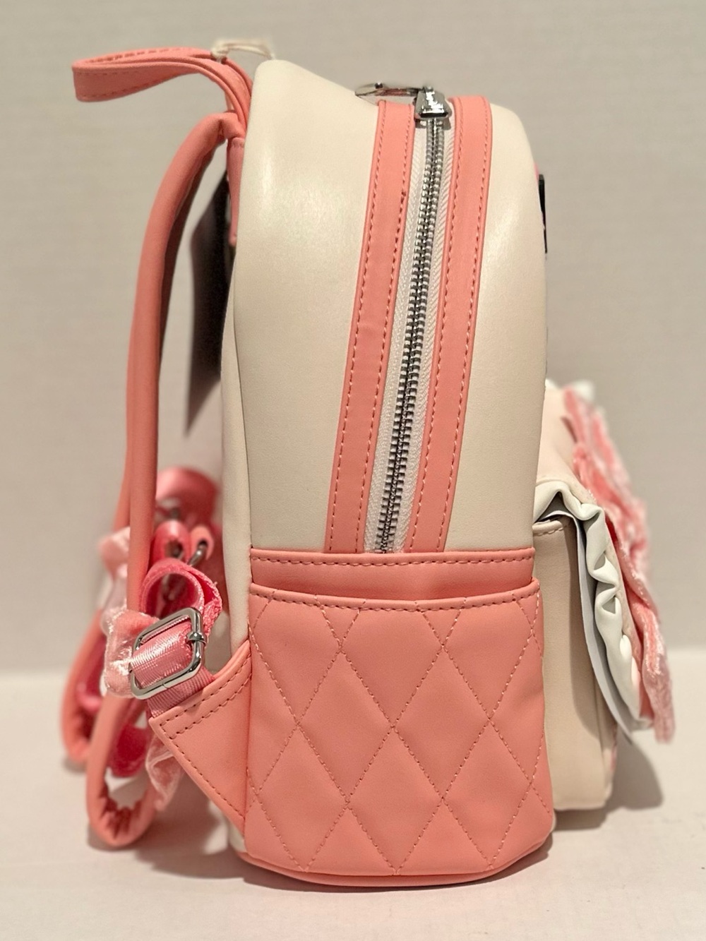 Loungefly Disney NWT The Aristocats Marie Velvet Bow Mini Backpack - Picture 4 of 5